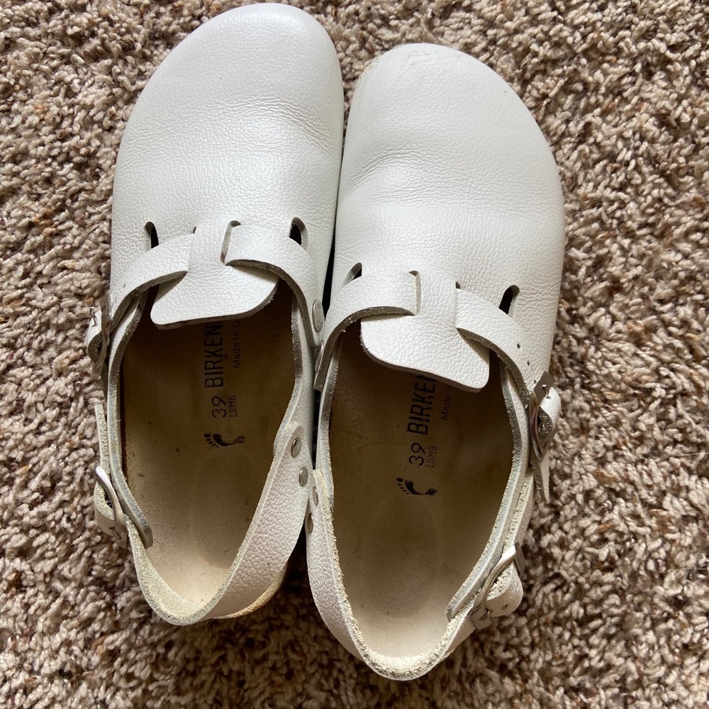 White Birkenstock’s